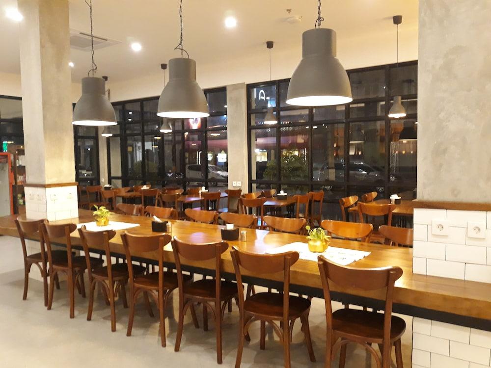 卡玛酒店 棉兰 外观 照片